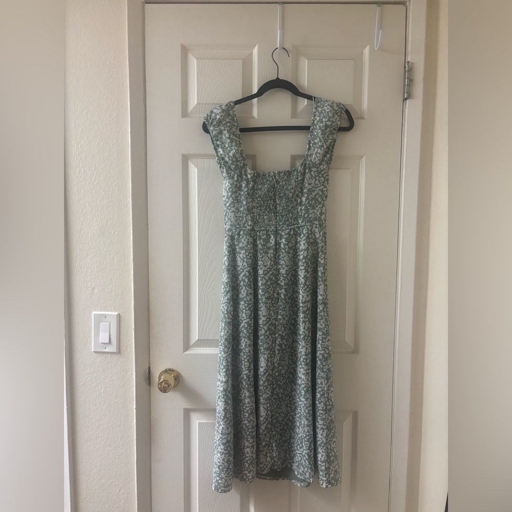 Abercrombie & Fitch Sage and White Patterned Dress NWT - Picture 2 of 5